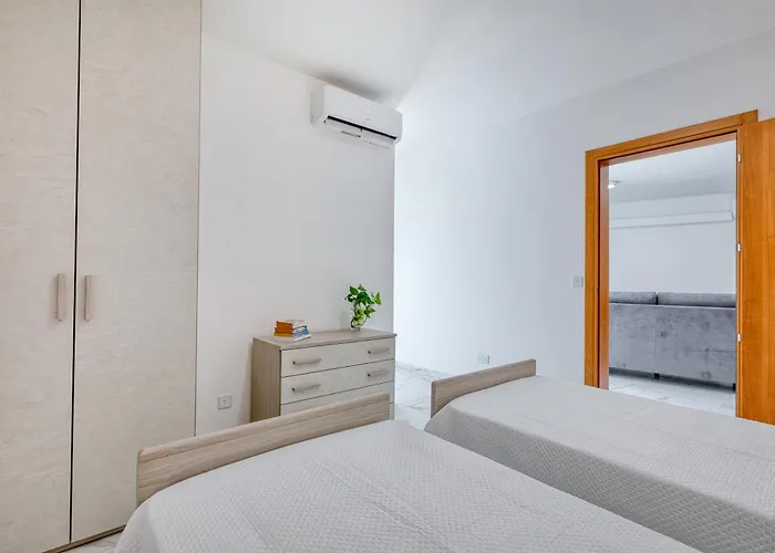 Апартаменты New! Sant Anna Residences, 6 By Sf Homes Марсаскала