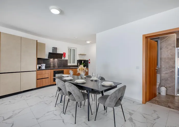 Апартаменты New! Sant Anna Residences, 6 By Sf Homes Марсаскала