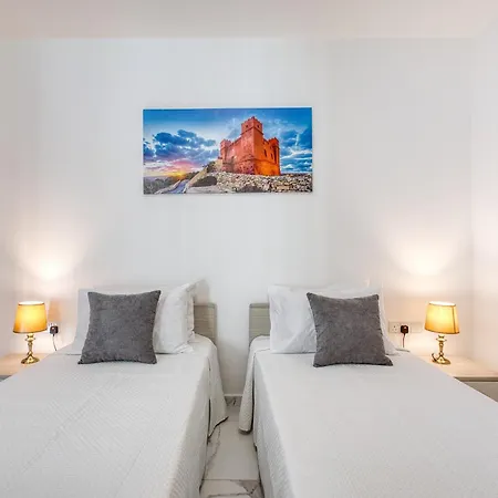 New! Sant Anna Residences, 6 By Sf Homes マルサスカーラ